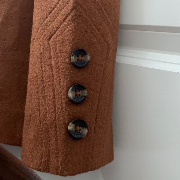 Lightweight coat - Picture 3 of 3